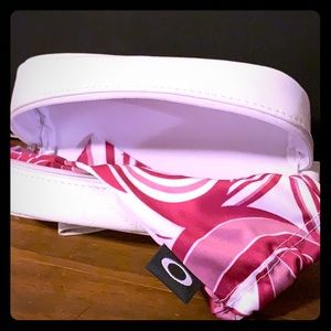 Oakley Sunglass Case - White